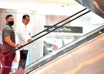 Presiden Jokowi Kunjungi Pusat Perbelanjaan Guna Cek Aktivitas Perekonomian