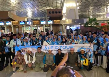 Alfiqtor Travel Berijin, Lepas 50 Peserta Jemaah Umroh Ke Tanah Suci Mekkah
