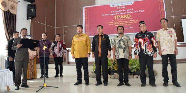 Permudah Akses Keuangan formal Daerah, Asisten II Sekda Aceh Bentuk Tim TPAKD
