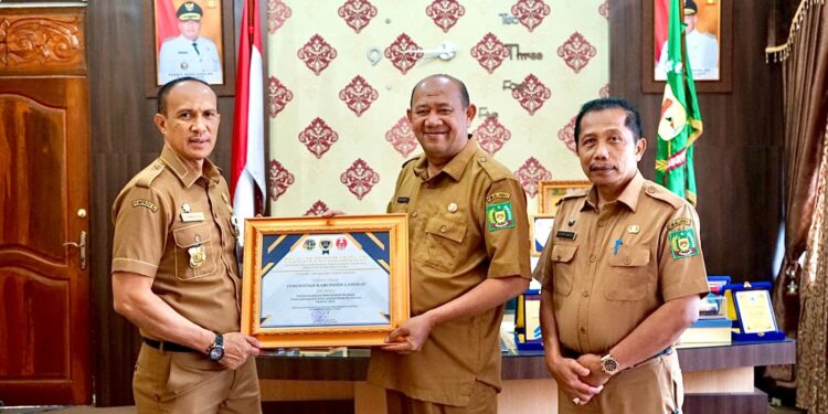 Kabupaten Langkat Terima Penghargaan dari Kanwil BPN Provsu