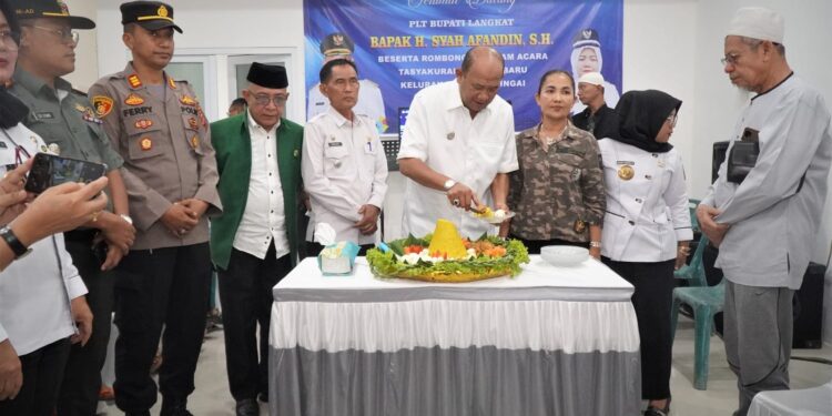 Plt Bupati Langkat Resmikan Kantor Baru Kelurahan Kwala Bingai