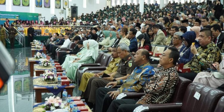 Syah Afandin Hadiri Pengukuhan Rektor USU Sebagai Guru Besar: Kualitas Pendidikan Tercermin Dari Pemimpinnya