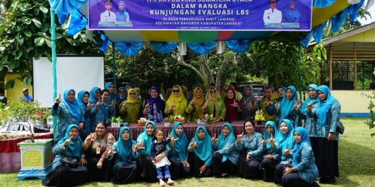 Tim Evaluasi TP PKK Provsu Kunjungi Desa Perkebunan Bukit Lawang Bahorok