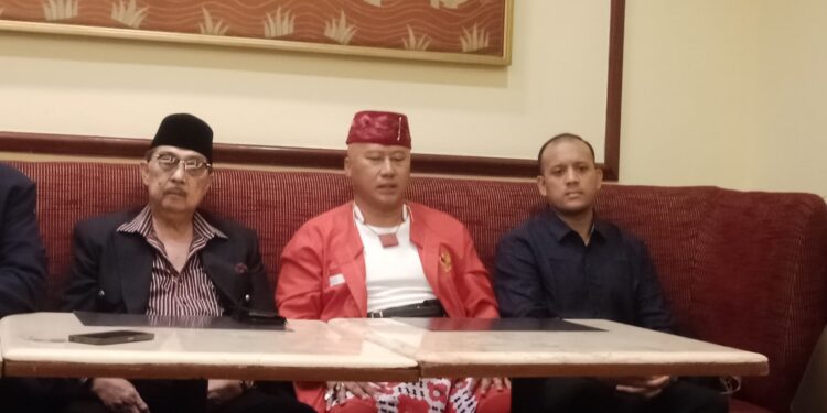 Stop Kriminalisasi, berantas mafia tambang, Tegakkan keadilan!!!