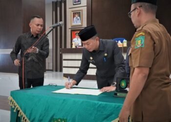 Fokus Capai Tujuan Organisasi, 79 Pejabat Eselon Jajaran Pemkab Langkat Dilantik