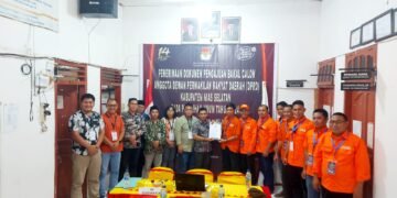 Partai Buruh Kabupaten Nias Selatan Antarkan Dokumen Bacaleg ke Kantor KPU