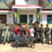Jelang Purna Tugas, Satgas Yonarmed 19/105 Trk Bogani Terima 6 Pucuk Senpi Rakitan Dan 2 Munisi Dari Masyarakat Secara Sukarela.
