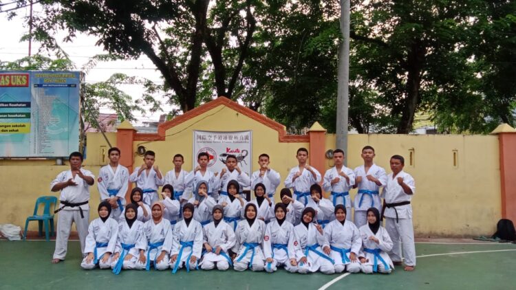 Karate Kala Hitam Indonesia Dojo MAN-1 Medan Gelar Ujian Kenaikan Tingkat
