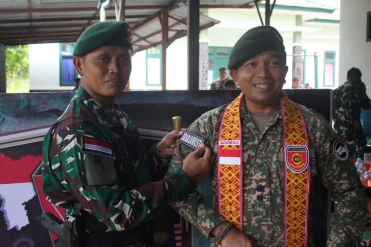 Tentara Diraja Malaysia Kunjungi Makotis Satgas Pamtas