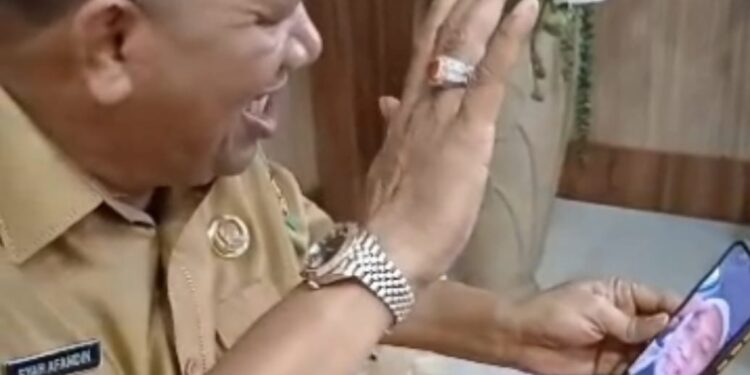 Jelang Wukuf Afandin Tanyakan Kabar Jamaah Haji Lewat VC, TPHD : Alhamdulillah Kondisinya Baik