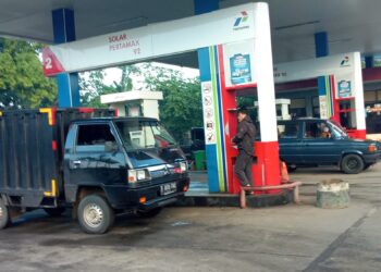 WoW… ! Oknum Aparat Diduga Terlibat Mafia BBM Subsidi, Sulap Kendaraan L300 Berkapasitas 2000 Liter