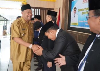 Diharapkan Jaga Kerukunan, Syah Afandin Lantik FKUB Langkat Periode 2023-2028