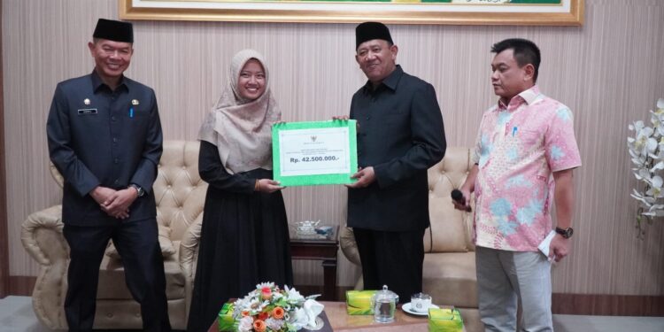 Lepas Kafilah Qasidah Langkat, Syah Afandin Fasilitasi Penginapan & Uang Saku