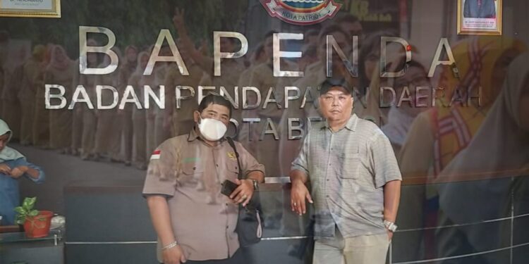 LSM Berkoordinasi Minta Walikota Bekasi Lakukan Pemecatan Kepada Dua Oknum PNS BAPENDA Yang Beralih Pungsi Sebagai CALO Sekolah Negeri