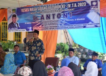 Selain Jemput Aspirasi, Antoni Wakil Ketua DPRD Langkat Beri Pemahaman Politik Saat Reses