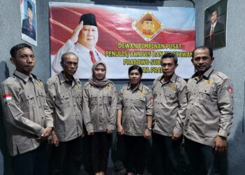 Rapat Perdana DPP Pelita Prabu Komitmen Menangkan Prabowo Presiden.