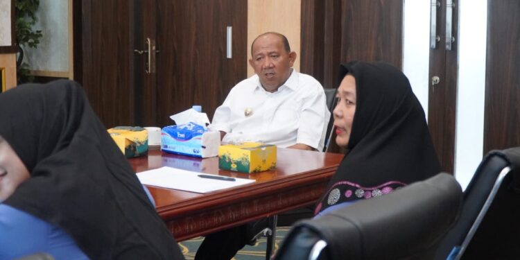 Muslimat Dewan Dakwah Langkat Undang Syah Afandin di Pelantikan