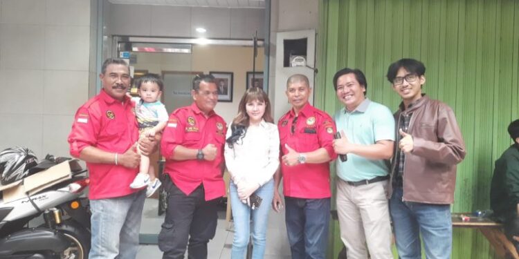 Korban Dipukul dan Disekap Oleh 4 Orang Akhirnya di Dampingi Advokat Ternama Shinta Beiby SH MH dan Wasekjen Setya Meminta Polisi Segera Tangkap Para Pelaku