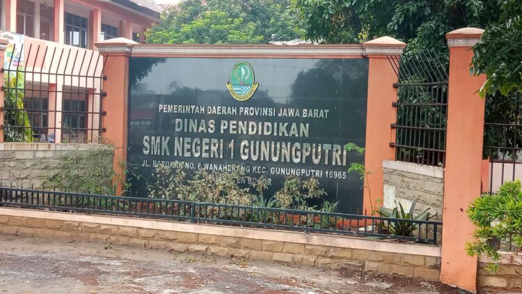 Aktivis Kecam Pungutan Di SMKN 1 Gunung Putri, Sekolah Dilarang Pungutan Biaya
