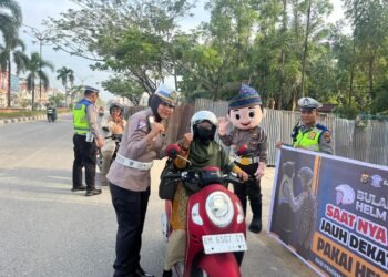 Menekan Fatalitas Korban Kecelakaan, Sat lantas Polres Pelalawan Sosialisasikan “Bulan Tertib Helm 2023”