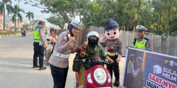 Menekan Fatalitas Korban Kecelakaan, Sat lantas Polres Pelalawan Sosialisasikan “Bulan Tertib Helm 2023”