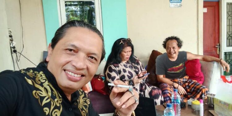 Lekas Sembuh Sahabat Perjuangan, Ketum FPII Berikan Support Pemred BBTV. Qthink: Allah Tidak Akan Berikan Ujian Melebihi Batas Kemampuannya