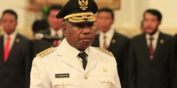 Aktivis Anti Korupsi Mendesak KPK Segera Periksa Dominggus Mandacan Atas Kasus Gratifikasi