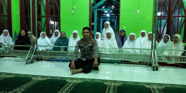 IPTU Mulia Riadi SH Polsek Barus, ajak warga dan jamaaah Masjid jaga kamtibmas jelang pemilu
