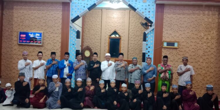 Kapolsek Barus, IPTU Mulia riadi SH, ajak warga dan jamaah Masjid jaga kamtibmas jelang pemilu