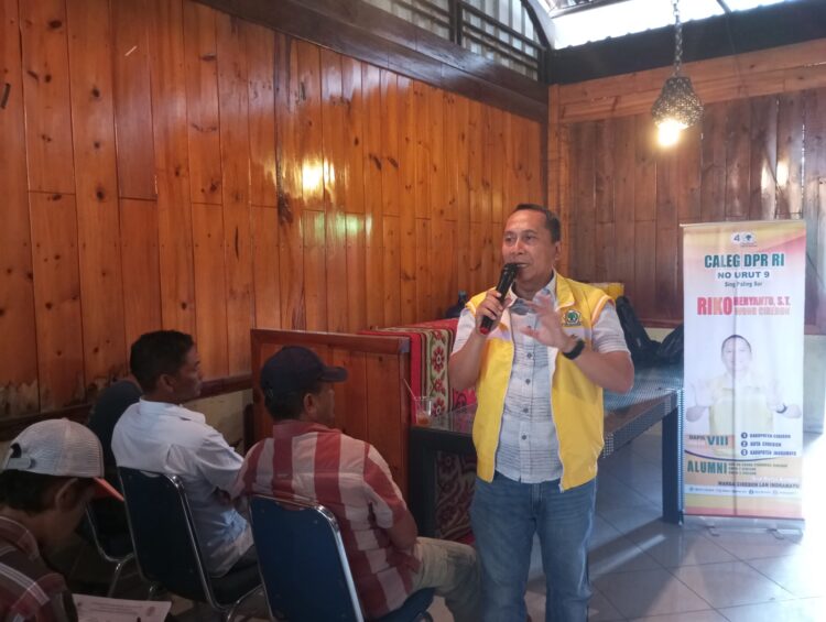 Pembekalan Timses Di Gegesik Dan Gunung Jati, Caleg DPR RI Riko Heryanto Gaungkan Cirebon Kota Metropolitan