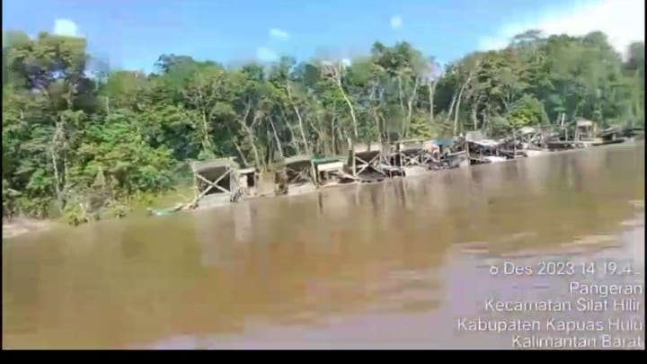Lapor Pak Kapolri Dan Pak Kapolda KALBAR, PETI di Sungai Kapuas Wilayah Penai, Beran, Salat, Sentabai, Kec. Silat Hilir, Hancurkan Sungai Kapuas