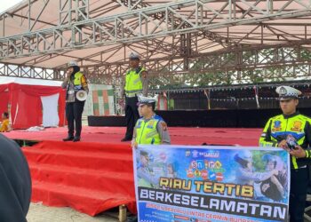 Satlantas Polres Pelalawan Terus Mengedukasi Masyarakat Untuk Selalu Tertib Dan Mentaati Peraturan Lalu Lintas