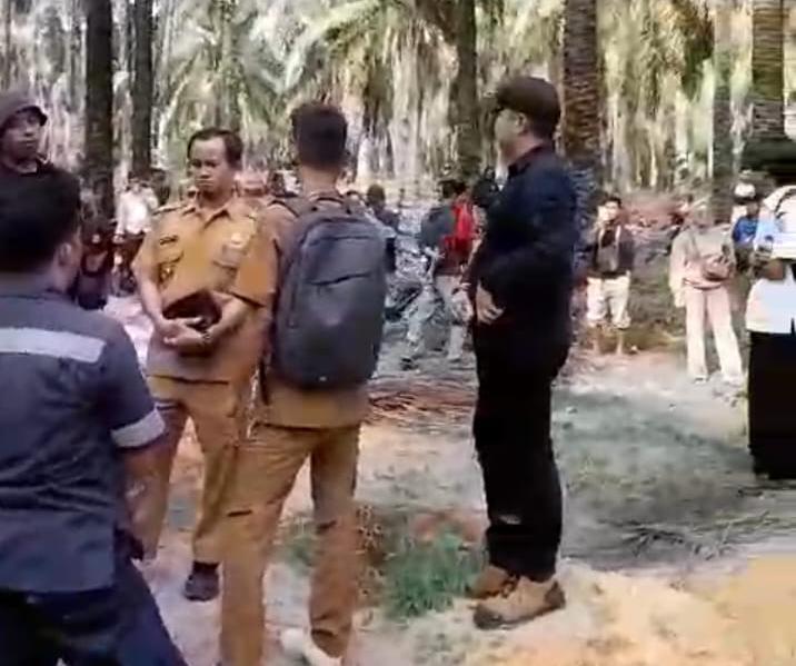 Kades Air Belo dan Mayang Tinjau Batas Desa Guna Penentuan Wilker bersama PT.Timah dan Penertiban Tambang Ilegal di HGU PT.GSBL