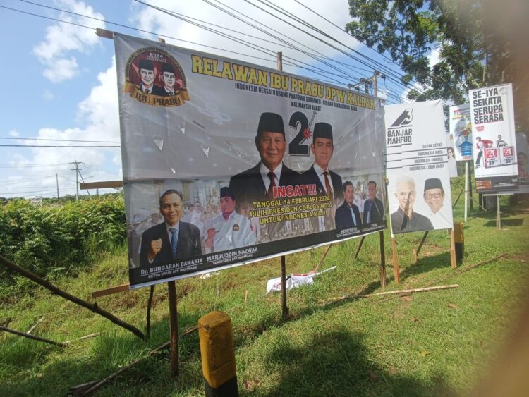 Dukung Kampanye Politik Memenangkan PRABOWO GIBRAN RAKABUMING RAKA, RELAWAN PRABOWO-GIBRAN Yang Tergabung Dalam Kelompok IBU PRABU