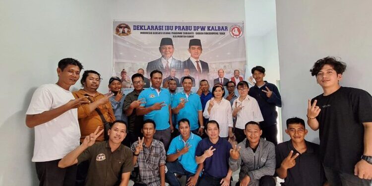 Dukung Kampanye Politik Memenangkan PRABOWO GIBRAN RAKABUMING RAKA, RELAWAN PRABOWO-GIBRAN Yang Tergabung Dalam Kelompok IBU PRABU