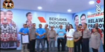 Sekber Relawan Prabowo-Gibran SUMUT Bagi Makan Siang dan Susu setiap Jum’at dan Sabtu