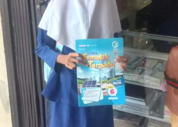 Sekolah SD, SMPN, Dan SMA Sederajat di Mandau Duri, Bengkalis Arahkan Siswa-Siswi Beli LKS ke Salah Satu Toko Buku.