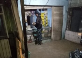 Marak Penjualan Obat Golongan G Di Toko Kosmetik Depan Komplek Dosen IKIP Ke Remaja Dan ABG Memicu Begal Dan Tawuran Di Pondok Gede