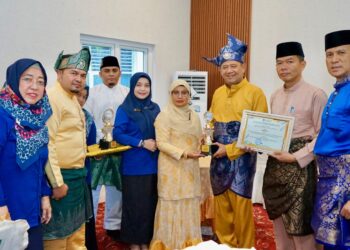 Akbid Langkat Terima 4 Kategori Penghargaan SMPI