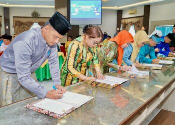 Pemkab Langkat Teken Pakta Integritas, Ini Harapan Syah Afandin