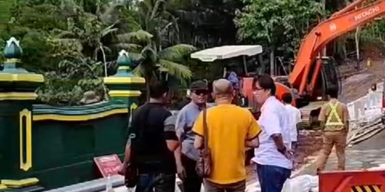 Jalan dan Jembatan Tawang – Ngalang Kabupaten Gunungkidul Rusak Akibat Curah Hujan Lebat, PT ADP KSO Segera Lakukan Perbaikan