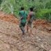 Di duga ada unsur politik salah satu calon dewan menggusur lahan masyarakat tanpa ada nya ganti rugi