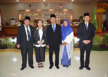 Ketua DPRD Langkat Ambil Sumpah Yezerielly Sebagai Pengganti Antar Waktu