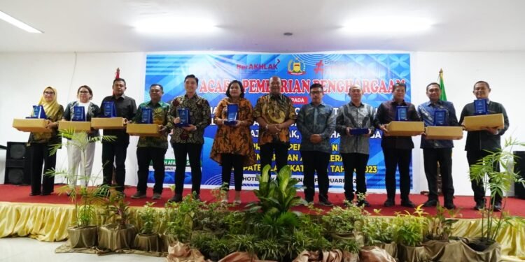 PAD Kabupaten Langkat 2023 over target, Syah Afandin berikan penghargaan