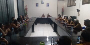 Kadis PMD Tapanuli Tengah Henry H Sitinjak, S.TP Minta Kades Dan Aparat Desa Jangan Anti Kritik.