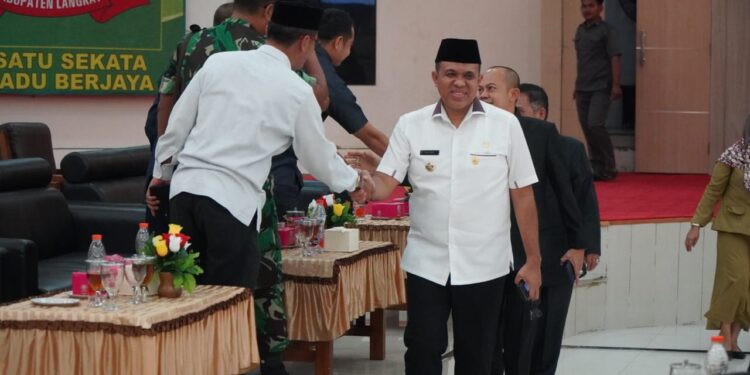 Pj Bupati Langkat Faisal Hasrimy Hadiri Rapat Paripurna Penetapan Pokok-pokok Pikiran DPRD Langkat TA 2024