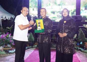Hadiri Pisah Sambut Komandan Batalyon Infantri, Faisal Hasrimy Siap Mendukung Program Kerja Danyonif 100 PS