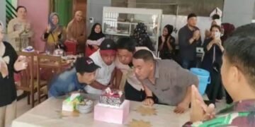 Pj. Bupati Tapteng Dr. Sugeng Riyanta,SH.MH Buat Kejutan di Hari Pers Nasional