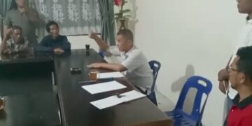 Masyarakat 9 ( Sembilan ) Desa Kec. Sorkam Berbondong-bondong Geruduk Kantor PMD Kab. Tapanuli Tengah, Minta Kades Bermasalah Dinonaktifkan.