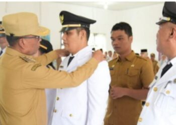 Pj. Bupati Tapteng Lantik Pejabat Administrator dan Pejabat Pengawas di Lingkungan Pemkab Tapteng